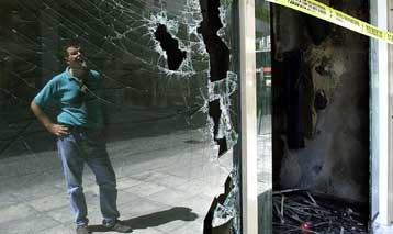 Έκρηξη στα γραφεία της Minoan Flying Dolphins το βράδυ της Πέμπτης