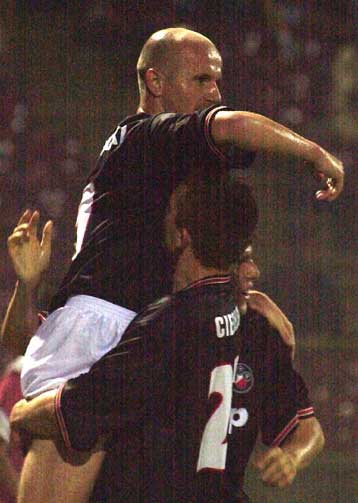 Νεκρός έπεσε ο Ρουμάνος Χαλντάν κατά τη διάρκεια φιλικού