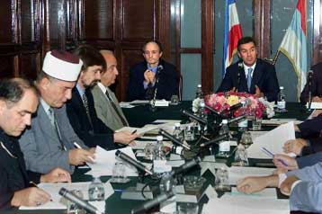 Πανηγυρίζει το Μαυροβούνιο και ζητά άμεση αναθεώρηση των σχέσεων με τη Σερβία