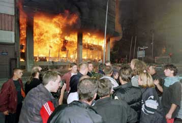 Φόβοι για τους Έλληνες φοιτητές στη Γιουγκοσλαβία<i>Σύσκεψη στο Μαξίμου για το θέμα</I>