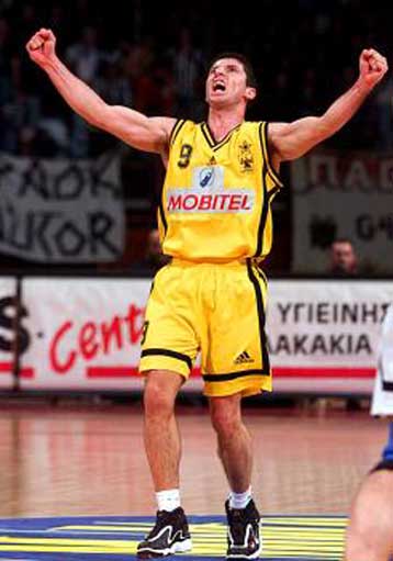 Νέα… πάρε δώσε στα μεταγραφικά του Αρη, με το Σιούτη να βάζει τελικά την υπογραφή του