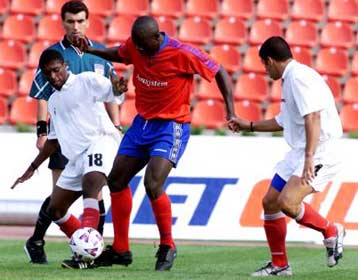 Ροπαλιά Αχαρναϊκού σε Ηρακλή, 2-1 στο Κύπελλο Ελλάδας <I> Τεσσάρα ο Πανιώνιος στον Ιάλυσο</I>