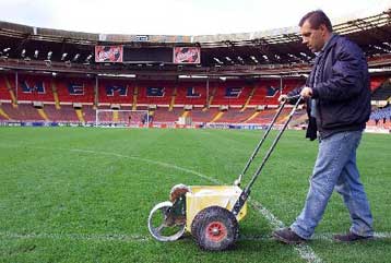 Σαν αστακός θα φυλάσσεται το Γουέμπλεϊ στο τελευταίο παιχνίδι, μεταξύ Αγγλίας – Γερμανίας