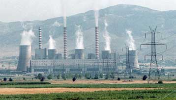 Η ΔΕΗ προχωρεί σε δανεισμό ύψους 140 δισ. δραχμών