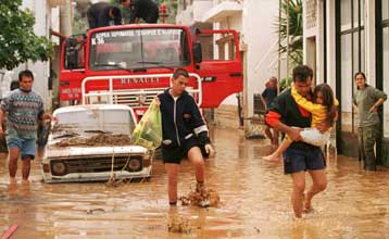 Επιταχύνονται τα αντιπλημμυρικά έργα εν όψει βροχοπτώσεων<I>Προβληματισμός για τις καμένες εκτάσ