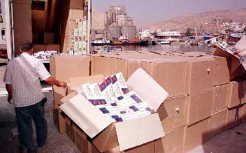 Διεθνές κύκλωμα λαθρεμπόρων τσιγάρων αναζητούν στη χώρα μας οι βρετανικές Αρχές