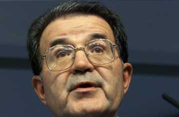 Μεγαλύτερη ανάπτυξη από των ΗΠΑ προβλέπει για την ευρωζώνη ο Ρομάνο Πρόντι