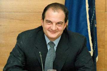 Για τρομοκρατία, Κυπριακό και Γιουγκοσλαβία συζήτησαν Καραμανλής – Μπερνς