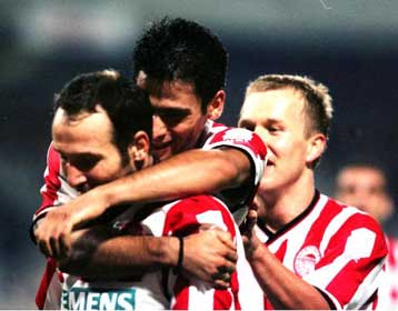 Δέκα θέσεις ανέβηκε στην παγκόσμια κατάταξη συλλόγων ο Ολυμπιακός<I>Η ΑΕΚ παραμένει πρώτη</I>