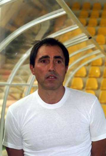 Διακόπηκε το ΑΕΚ – Μαρούσι με δύο τεχνικές ποινές του Αλεξανδρή