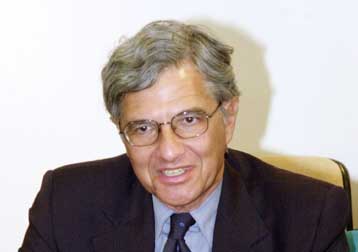 Δυσλειτουργικό το ελληνικό μοντέλο οργάνωσης της εργασίας, λέει ο Τ.Γιαννίτσης