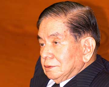 Στα χαμηλότερα επίπεδα των τελευταίων έξι εβδομάδων το γεν έναντι του δολαρίου