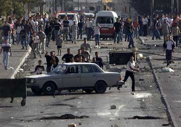 Οι πρέσβεις των αραβικών χωρών ζητούν τη μεσολάβηση της Αθήνας στο Μεσανατολικό