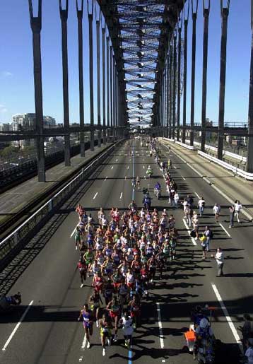 «Χρυσός» μαραθώνιος για τον Αιθίοπα Αμπέρα σε 2ώρες 10.11<I>Στην 63η θέση ο Χαραμής</I>