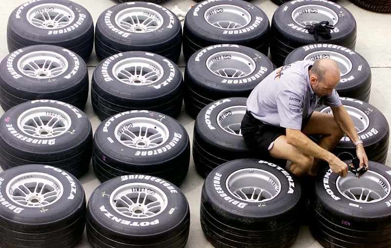 Formula 1: Η Bridgestone θα προμηθεύσει με ελαστικά μόνο έξι ομάδες της F1