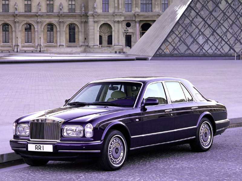 Αύξηση των πωλήσεών της προβλέπει η Rolls Royce στις ΗΠΑ