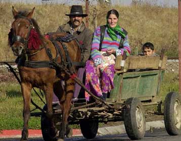 Οι Ρομά πραγματοποιούν τη δική τους σύνοδο κορυφής – Ζητούμενο η ενεργότερη συμμετοχή στα κοινά