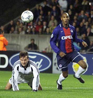 Τραυματίστηκε ο Ανελκά και μάλλον χάνει το ματς με τη Γαλατάσαραϊ για το Champions League