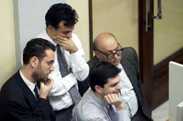 Με μικρή άνοδο 0,46% έκλεισε το ΧΑΑ στην τελευταία συνεδρίαση του Νοεμβρίου