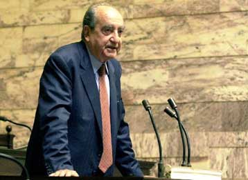 Η κυβέρνηση χρησιμοποιεί τον Γλύξμπουργκ για να καλύψει την αποτυχία της, δηλώνει ο Μητσοτάκης