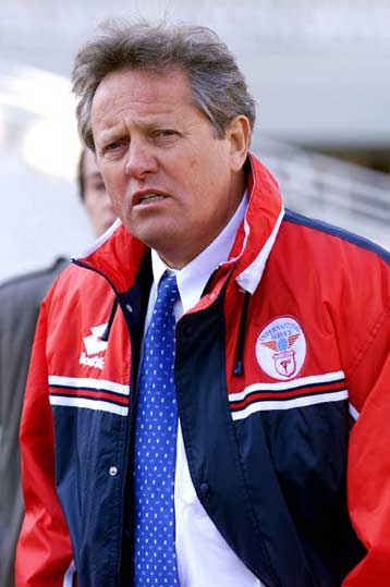 Ολλανδός και ο αντικαταστάτης του Χάαν στον πάγκο της Ομόνοιας