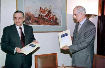 Αισιόδοξος εμφανίστηκε ο Λ.Παπαδήμος για την πορεία του πληθωρισμού το 2001