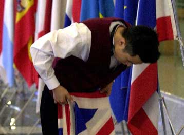 Θολό το τοπίο στην ΕΕ μόλις μία εβδομάδα πριν από το Ευρωπαϊκό Συμβούλιο της Νίκαιας