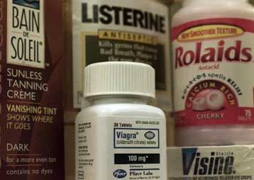 Με «λουκέτο» απειλούν οι φαρμακοποιοί αν απελευθερωθεί το επάγγελμά τους