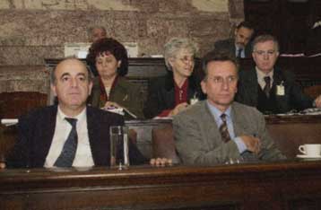 Νέα όρια για τη συνυπογραφή λογιστή στις δηλώσεις εισοδήματος και ΦΠΑ