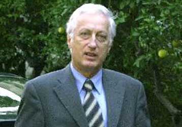 Οι δικαστές να μην παρεμβαίνουν στις πολιτικές επιλογές, δηλώνει ο Μ.Σταθόπουλος