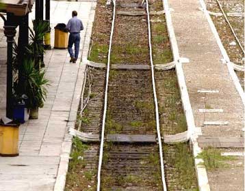 Αμαξοστοιχία παρέσυρε και τραυμάτισε 16χρονη στους Αγίους Αναργύρους