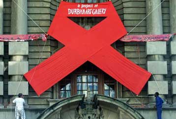 Το AIDS είναι εδώ, υπενθυμίζει ο ΟΗΕ εν όψει της Παγκόσμιας Ημέρας κατά της ασθένειας