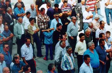 Ξανά στους δρόμους βγήκαν οι αγρότες στη Λάρισα