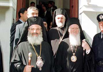 Αδυνατεί η Ιεραρχία να καταλήξει σε συμφωνία για την επίσκεψη του Πάπα στην Αθήνα