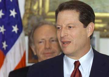 Ο Γκορ δηλώνει αποφασισμένος να συνεχίσει δικαστικώς τη μάχη για την αμερικανική προεδρία