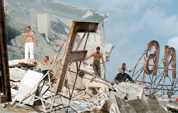 Αναβολή της απολογίας των κατηγορουμένων για την κατάρρευση της Φαράν