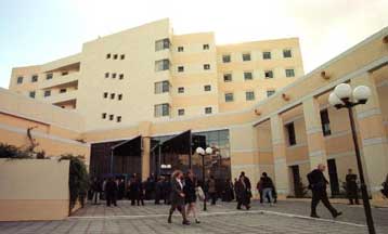 Στο υπουργείο Μεταφορών την Τρίτη ο Κ.Σημίτης για την ιδιωτικοποίηση της ΟΑ