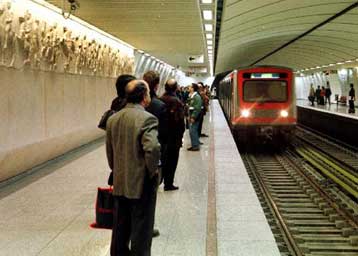 Σε 480 δισ. δρχ. θα φτάσει το κόστος των επεκτάσεων του μετρό έως το 2004