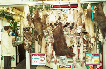 Αποσύρεται το βοδινό από τα κρεοπωλεία – Υπό εξέταση το «λουκέτο» την εορταστική περίοδο