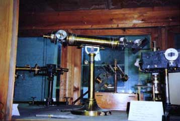 Το παλαιό Χημείο της οδού Σόλωνος μετατρέπεται σε μουσειακό εργαστήρι