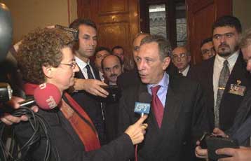 Νέες δηλώσεις Τζεμ καταδεικνύουν την αδιάλλακτη στάση της Τουρκίας στο Κυπριακό