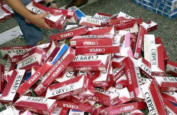 Τριάντα δισ. δρχ. το χρόνο κοστίζει στους Έλληνες το κάπνισμα