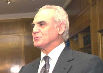 Στο Βελιγράδι τη Δευτέρα ο Ακης Τσοχατζόπουλος