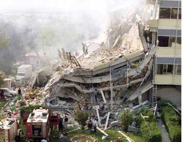 Αυθαίρετες κατασκευές στα «χάρτινα κτίρια» διαπιστώνει το ΥΠΕΧΩΔΕ – Δηλώσεις του δικηγόρου των σεισμ