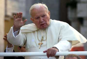 Διχασμένη η ιεραρχία εν όψει της συζήτησης για την επίσκεψη του Πάπα