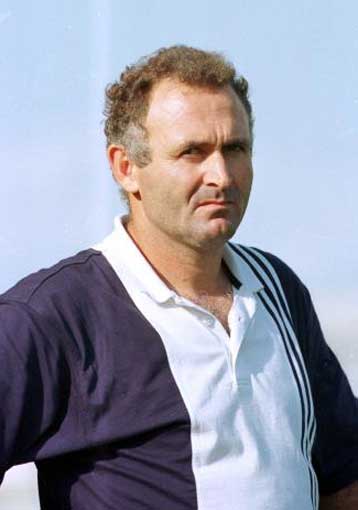 Αντωνιάδης αντί για Μπάμποβιτς στον πάγκο των Τρικάλων