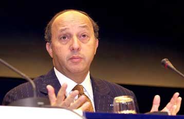 Επιβραδύνθηκε η ανάπτυξη στη Γαλλία το τρίτο τρίμηνο