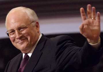 Ευδιάθετος βγήκε από το νοσοκομείο ο υποψήφιος αντιπρόεδρος των Ρεπουμπλικάνων, Ντικ Τσένι