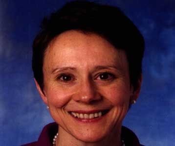 Σανίδα σωτηρίας για τη Ρωσία η Νέα Οικονομία, υποστηρίζει η πρώην πρόεδρος της ICANN