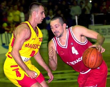 Ξεκαθαρίζει από το Σάββατο το τοπίο για το Ευρωμπάσκετ 2001<I>Αγώνες που δίνουν εισιτήρια για τα